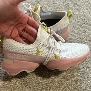 Women’s Sorel Shoes